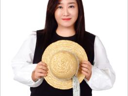 7080 '돌아 돌아서' 로 가수 데뷔한 피아노 치는 가수 '하영' 기사 이미지